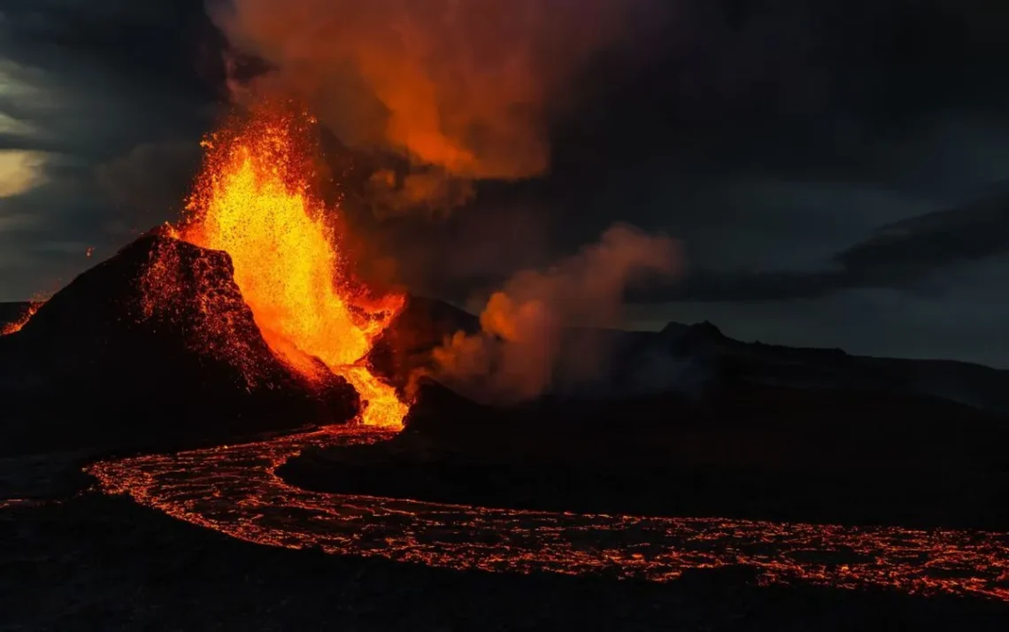 atividade vulcânica, erupções;